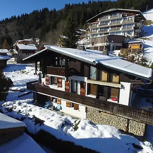  Apartment Six-deniers France